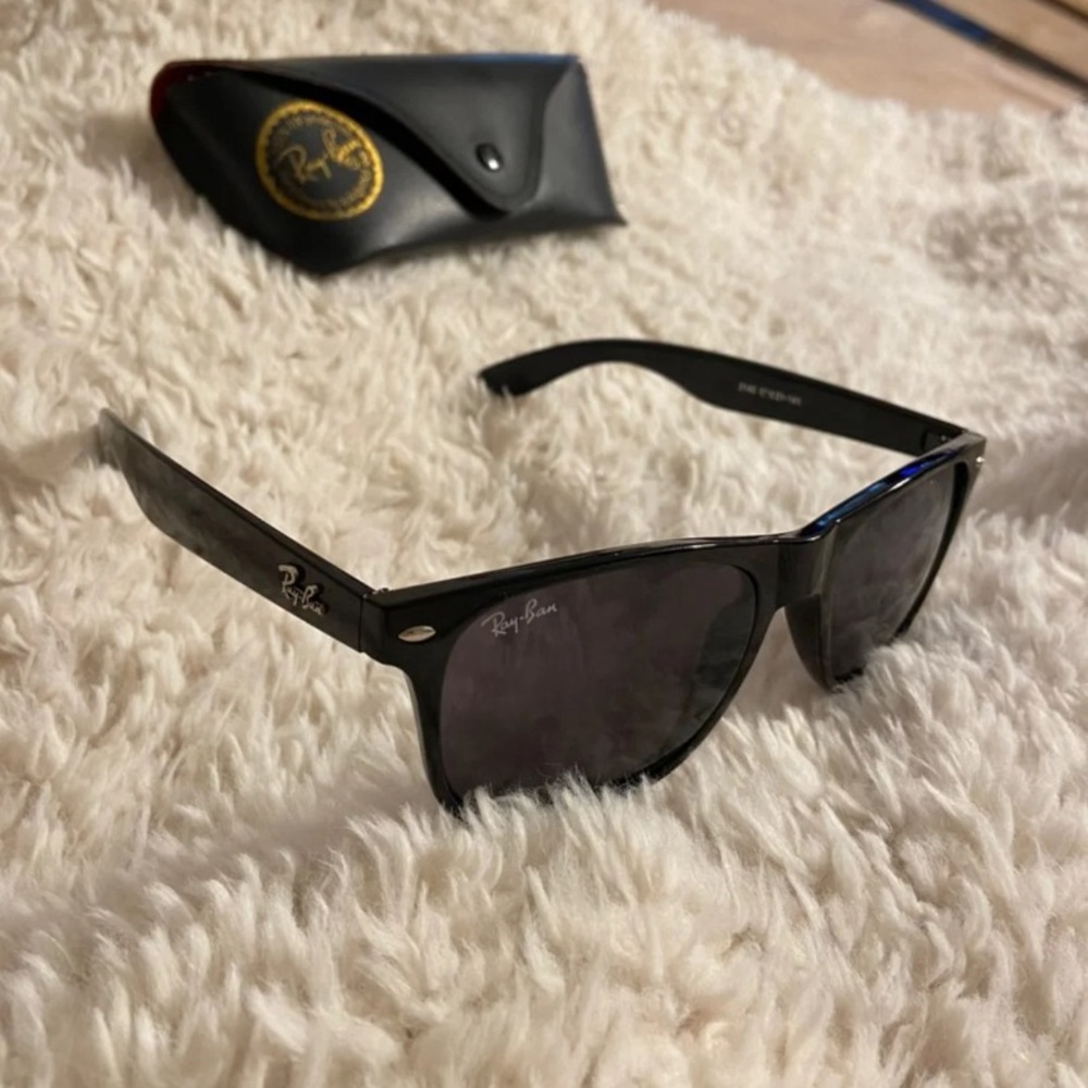 Ray ban sunglasses